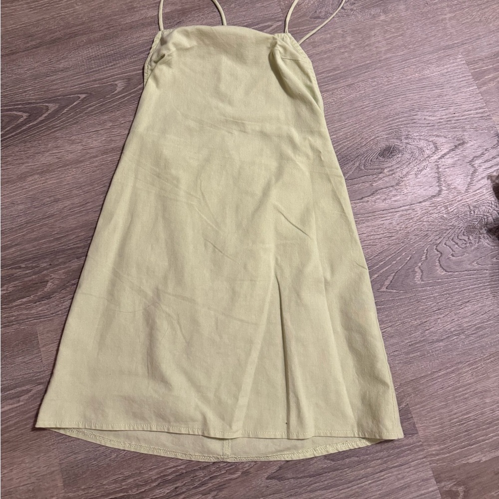 Princess Polly Light Green Dress - Picture 3 of 4